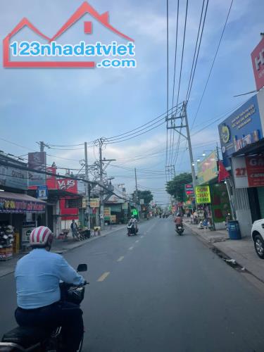 Bán nhà mặt tiền 15x40m giá 25 tỷ Đường Phan Văn Hơn
