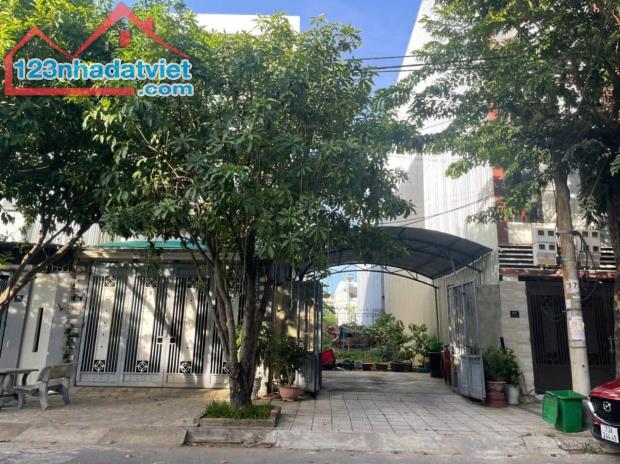 Bán đất đường TÙNG THIỆN VƯƠNG - lô đất đẹp đoạn giữa khu Nam Việt Á - đối lưng Đoàn Khuê!