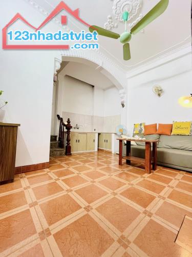 BÁN NHÀ PHỐ KIM GIANG THANH XUÂN 5 TỶ 25M 5 TẦNG 30M RA MẶT PHỐ CỰC HIẾM TRONG TẦM TIỀN