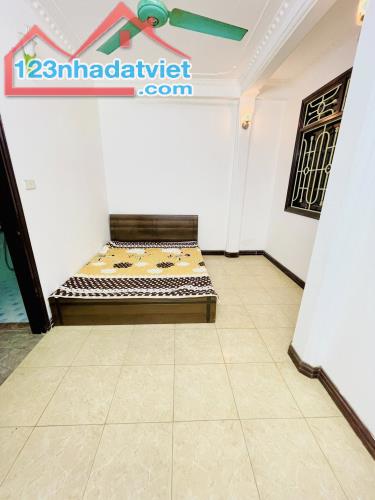 BÁN NHÀ PHỐ KIM GIANG THANH XUÂN 5 TỶ 25M 5 TẦNG 30M RA MẶT PHỐ CỰC HIẾM TRONG TẦM TIỀN - 2