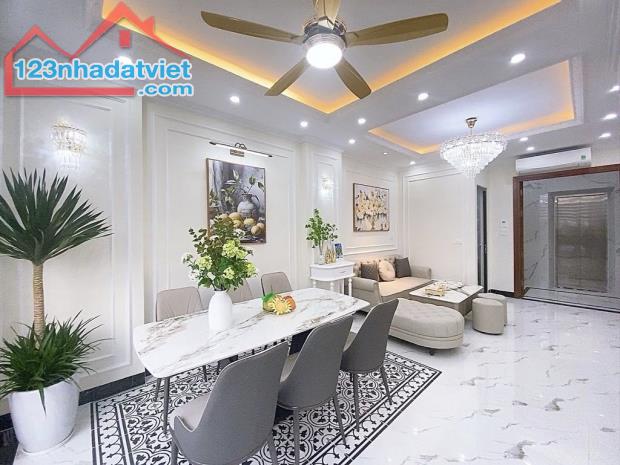 Bán nhà Cầu Đơ 5 tầng, thang máy, 45m², giá 9.x tỷ (x mầm non) - 2