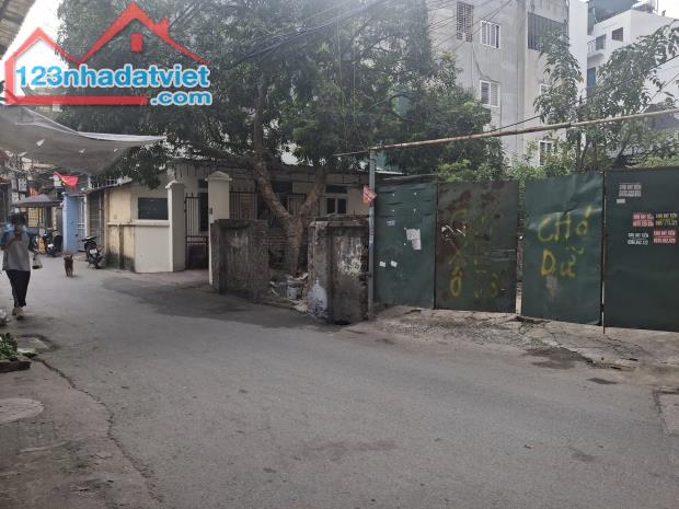 CẦN BÁN GẤP 46M² ĐẤT LÔ GÓC, MẶT TIỀN OTO 4.6M, MẶT NGÕ 10M, GIÁ 10.75 TỶ, ĐƯỜNG XUÂN ĐỈNH - 1