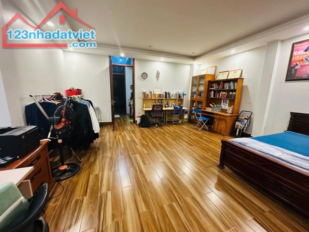 NHÀ MỚI ĐẸP 7 TẦNG THANG MÁY - PHỐ TRUNG KÍNH, CẦU GIẤY - 66M² - Ô TÔ - KD TỐT - GIÁ 24.5 - 3