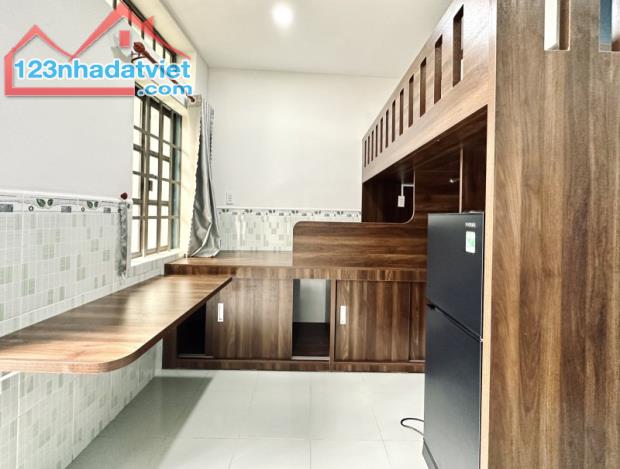 Bán Nhà CHDV Lê Quang Định – 80m2 – Doanh Thu 50 - 60 triệu tháng - 4