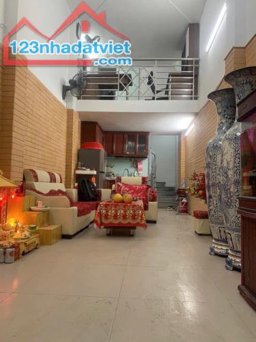 Nhà đẹp Chợ Khâm Thiên, giá 7.2 tỷ, 30m2x3T, KD được, ẢNH THẬT