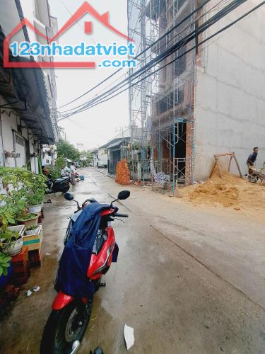 Bán đất Lê Văn Quới gần 4 xã giápTân Phú hẻm 8m thông 116m2 khu vực xây 5 Tầng 4tỷ 6 - 3