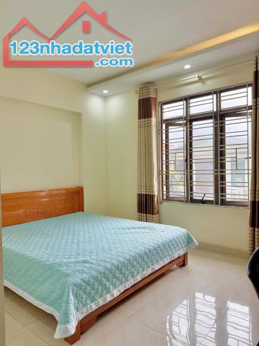 Cho thuê nhà khu phân lô Văn Cao, 5 p.ngủ khép kín. - 4
