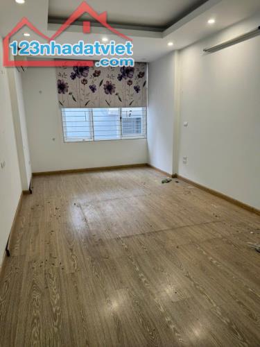 Nhà đẹp ngõ Đường Láng, giá 12.2 tỷ, gần 37m2x4T, ở luôn, ẢNH THẬT