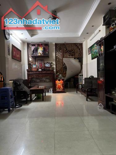 Bán nhà Phường 14 Tân Bình, Trường Chinh, góc 2 MT, giá 11tỷ550