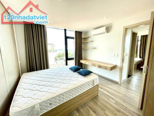 BÁN TÒA CHDV PHỐ VÕ CHÍ CÔNG - 216M² x 9T THANG MÁY - CÓ HẦM - DÒNG TIỀN 5 TỶ/NĂM - 82 TỶ - 2
