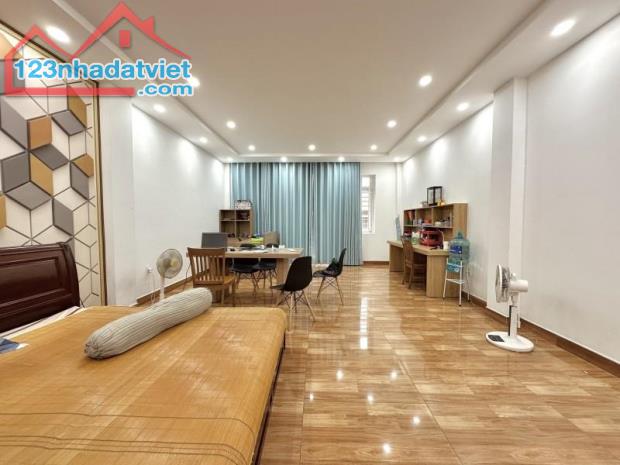 **Bán nhà mặt tiền Lê Lai** p12 quận Tân Bình; (5*35) 4 tầng - 15 tỷ
