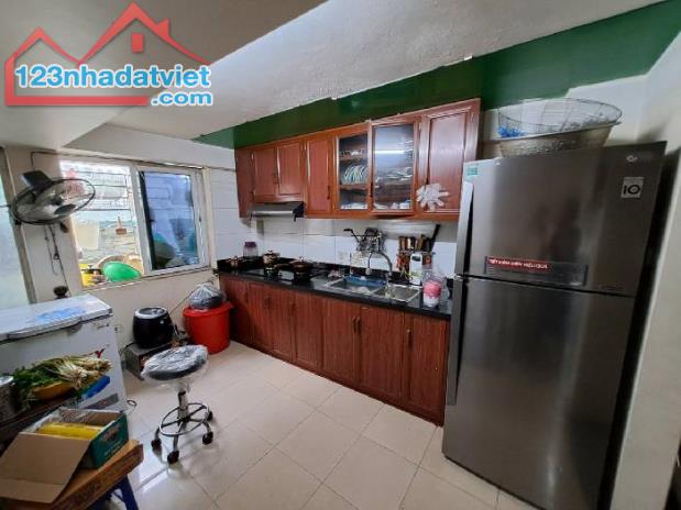 NHÀ ĐẸP DÂN XÂY CHẮC CHẮN - MẶT TIỀN RỘNG - CÁCH 20M RA PHỐ NGỌC THỤY Ô TÔ TRÁNH - CÁCH MI - 2