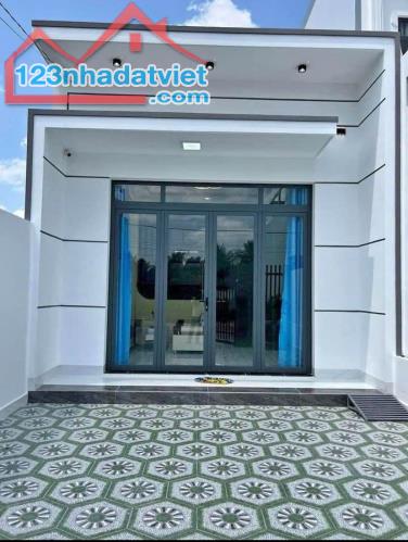 Nhà gác đúc mới Giá 630tr Phước Hiệp Củ Chi Rộng 99m2 SHR Bán Gấp Bán Gấp.