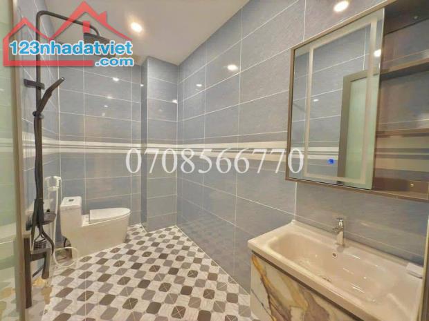Nhà 1 trệt 1 lầu rẻ như cho gần chợ Bình Điền  vài phút xe máy, 82 m2, giá 1,3 tỷ - 2