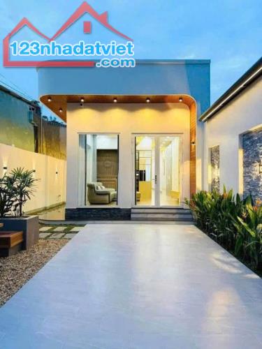 NHÀ CẤP 4 GIÁ RẺ NGAY TTP BỬU LONG SỔ RIÊNG THỔ CƯ