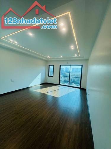 NHÀ MỚI TINH - THANG MÁY - GARA OTO - MẶT ĐƯỜNG 4.5m - KHU VIP NGỌC THUỴ - FULL NỘI THẤT N - 2