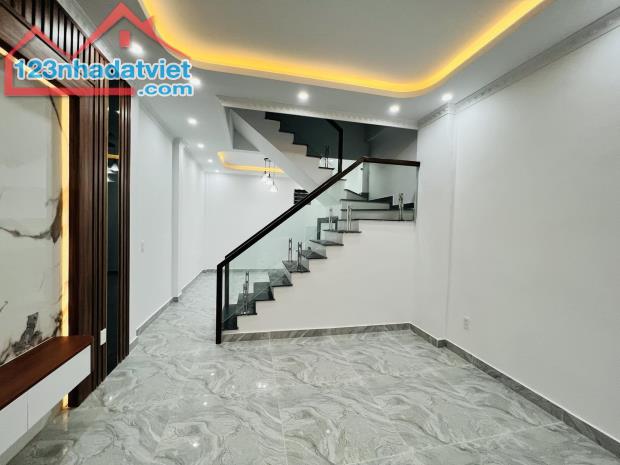 Bán nhà 3 tầng 40m2 tại Cam Lộ, Hùng Vương, Hồng Bàng, Hải Phòng giá chỉ 2,05 tỷ - 1