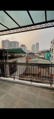 Bán nhà đẹp Mễ Trì oto đỗ gần 42m 5 tầng , 6 ngủ , MT 4.5m giá 8 tỷ nhỉnh - 2