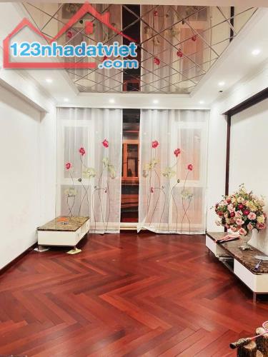 Bán nhà phân lô ô tô Khuất Duy Tiến 60m2, 5 tầng, 2 thoáng, gara ô tô, kd, chỉ 18 tỷ. - 3