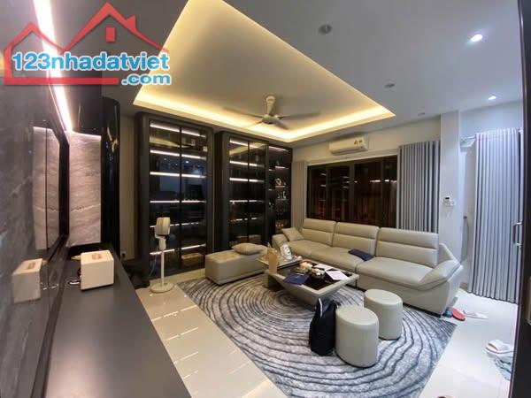 Bán nhà Phố Bạch Mai- Nhà dân tự xây- Full nội thất xịn- Ngõ rộng- Gần phố- Mặt tiền khủng - 1
