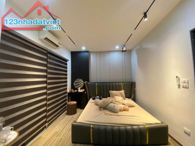 Bán nhà Phố Bạch Mai- Nhà dân tự xây- Full nội thất xịn- Ngõ rộng- Gần phố- Mặt tiền khủng - 4