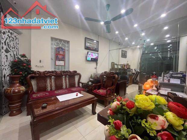 NHÀ CẦU GIẤY, NGÕ THÔNG, Ô TÔ, KINH DOANH, 2 THOÁNG, CHỈ 17 TỶ - 2