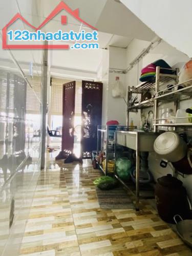 HẺM TẢI TRÁNH -CHDV LÔ GÓC 79M 4.1❌19.5 - 0 LG -  - DÒNG TIÈN 20TR GIÁ 7.X TỶ - 1