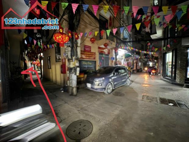 Ô TÔ GẦN NHÀ - AN NINH TỐT- AN SINH ĐỈNH - TIỆN ÍCH NHIỀU- TẶNG NỘI THẤT Đê Trần Khát