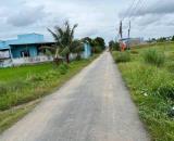 Bán Miếng Đất Mặt Tiền Nhựa Thị Trấn Đức Hoà,145m2 full thổ cư ,SHR Công Chứng Ngay.