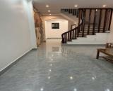 Bán Gấp Nhà Ô tô Đỗ Cửa Trần Thái Tông - Cầu Giấy- 40m2- 5 tầng – Giá chỉ 12.2tỷ.