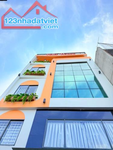 SIÊU PHẨM CĂN HỘ DỊCH VỤ FULL NỘI THẤT-7Mx20M-5 TẦNG-THANG MÁY-TRƯỜNG CHINH P15 TÂN BÌNH