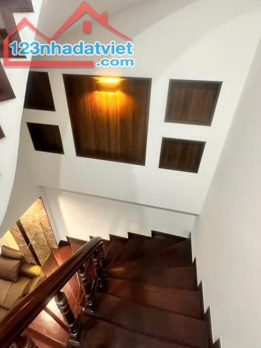 PHÂN LÔ CÁN BỘ - Ô TÔ-NỘI THẤT SỊN SÒ TẠI XA LA -HÀ ĐÔNG 12 TỶ - 1