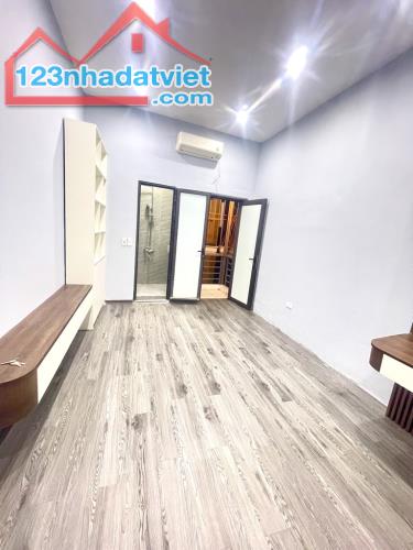 Bán Nhà Ngõ Hòa Bình 2 – Minh Khai – 4 Tầng – Gần Phố – Giá 5.45 Tỷ