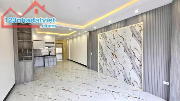 BÁN NHÀ HOÀNG MAI – 56M2  – Ô TÔ VÀO NHÀ – 2 MẶT THOÁNG – GIÁ GIẢM SÂU CHỈ CÒN 19.5 TỶ