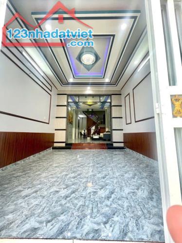 NHÀ PHỐ LIỀN KỀ MỚI XÂY - 2TY850 - ĐƯỜNG ĐÀO TÔNG NGUYÊN- THỊ TRẤN NHÀ BÈ - 2