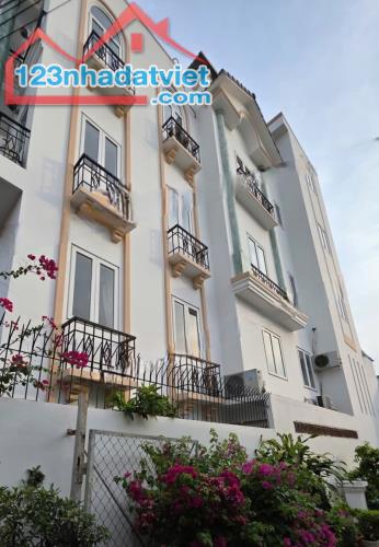 NHÀ ĐẸP 5 TẦNG - HXH - CÁT LÁI - TẶNG NỘI THẤT SANG TRỌNG - GIÁ HƠN 9 ĐỒNG
