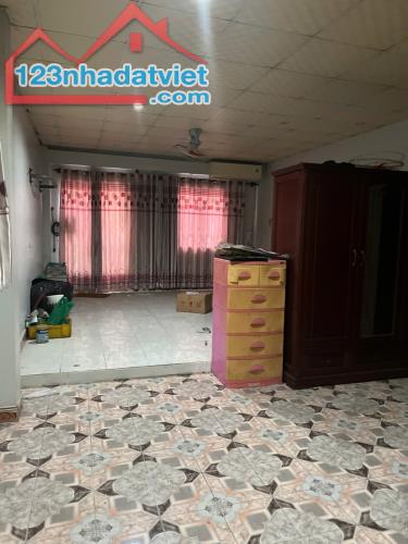 LÊ ĐÌNH CẨN BÌNH TÂN --HẺM XE TẢI TỚI CỬA --70M2--2 TẦNG--GIÁ :4.7 TỶ (TL) - 3