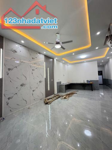 BÁN NHÀ GẦN BỬU LONG SỔ RIÊNG THỔ CƯ,CHỈ CẦN 600TRIỆU NHẬN NHÀ NGAY - 2