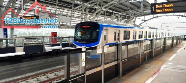 BÁN NHÀ TRUNG TÂM BÌNH THỌ THỦ ĐỨC- ÔTÔ VÀO NHÀ - VỊ TRÍ HIẾM CÓ, CHỈ NHỈNH 18 (TL) - 1
