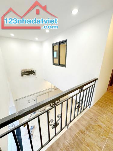 Bán nhà mới 1 lầu 43m2 mặt tiền đường Bông Sao Phường 5 Quận 8 - 2