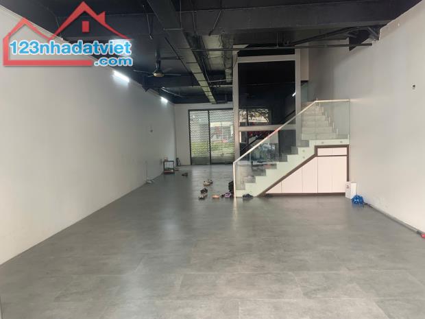 🍒 CHO THUÊ NGUYÊN CĂN 5 TẦNG PHỐ LƯƠNG KHÁNH THIỆN . ĐOẠN 2 CHIỀU Ô-TÔ