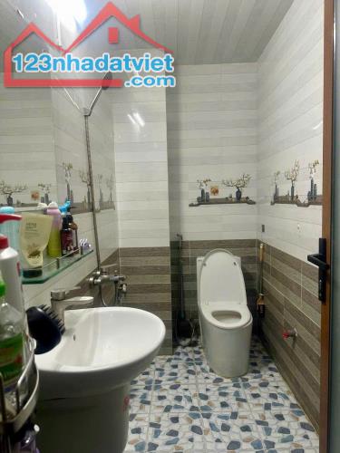 Nhà Dòng tiền 32tr/tháng, Tô Ký, trung tâm Trung Mỹ Tây, Q12,dtsd: 216m2, giá 7,6 Tỷ TL - 3