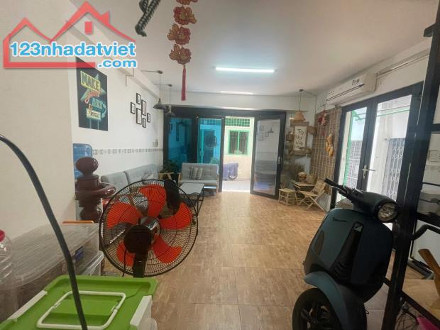BÁN NHÀ CHÍNH CHỦ - CHỦ NHÀ CẦN VỐN KINH DOANH! GIÁ 2 TỶ 6, 72m2, PHƯỜNG 2 TÂN BÌNH, SHR