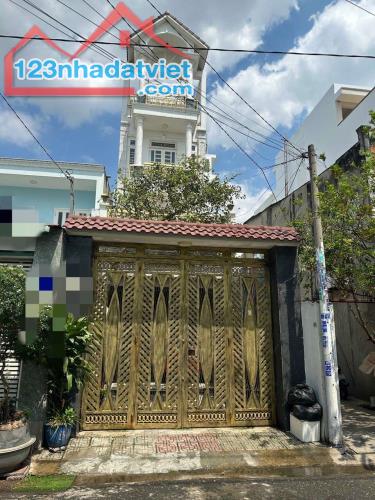 Bán nhà 4 tấm Mặt tiền Trung Mỹ Tây 3, Q12, DT: 4x22m, giá 7 tỷ tl
