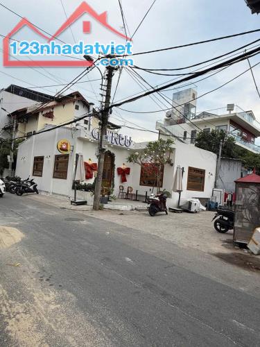 HIẾM CÓ - 2 MẶT TIỀN KIỆT Ô TÔ TRÁNH - DÃY TRỌ 8 PHÒNG SÁT BIỂN MỸ KHÊ - VỊ TRÍ VÀNG CHO