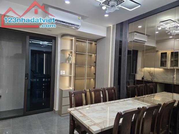 💥B.án nhà TÔN ĐỨC THẮNG 👉 ĐỐNG ĐA, 51m2 - Mặt tiền rộng 👉 10 tỷ 👉 NỘI THẤT lung linh - 2