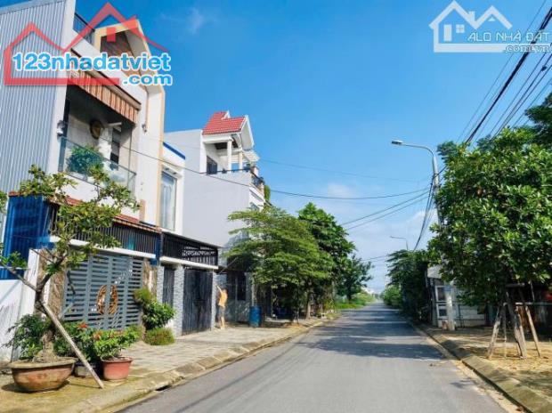Bán đất đường 5.5m Nguyễn Công Triều, Hòa Phát, Cẩm Lệ - DT 97m2, giá 3.05 tỷ TL