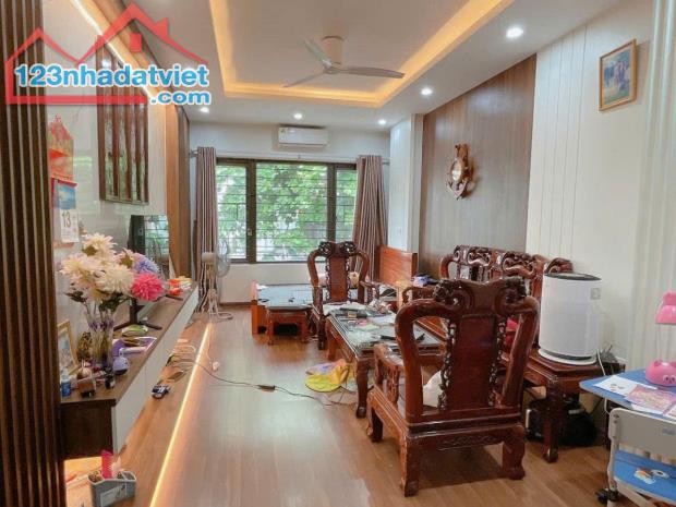 VỀ!! Nhà mặt phố Thụy Khê 45m2 chỉ 18x tỷ Q.Tây Hồ HN