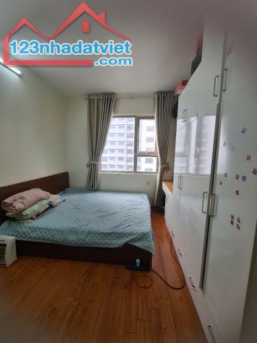 Bán chung cư Scitech Tower 304 Hồ Tùng Mậu cạnh Goldmark city 61m 2PN 2VS có nội thất sẵn - 2