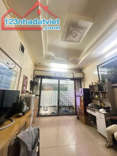 NHÀ ĐẸP 4 TẦNG - MẶT TIỀN KINH DOANH LÊ VĂN LƯƠNG, QUẬN 7 – 46M2-CHỈ NHỈNH 10 TỶ - 3